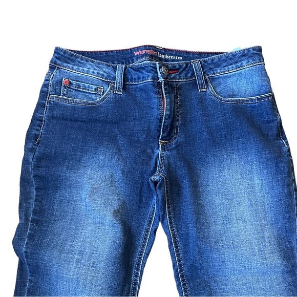 Wranglers Mid Rise Jeans - Picture 3 of 9